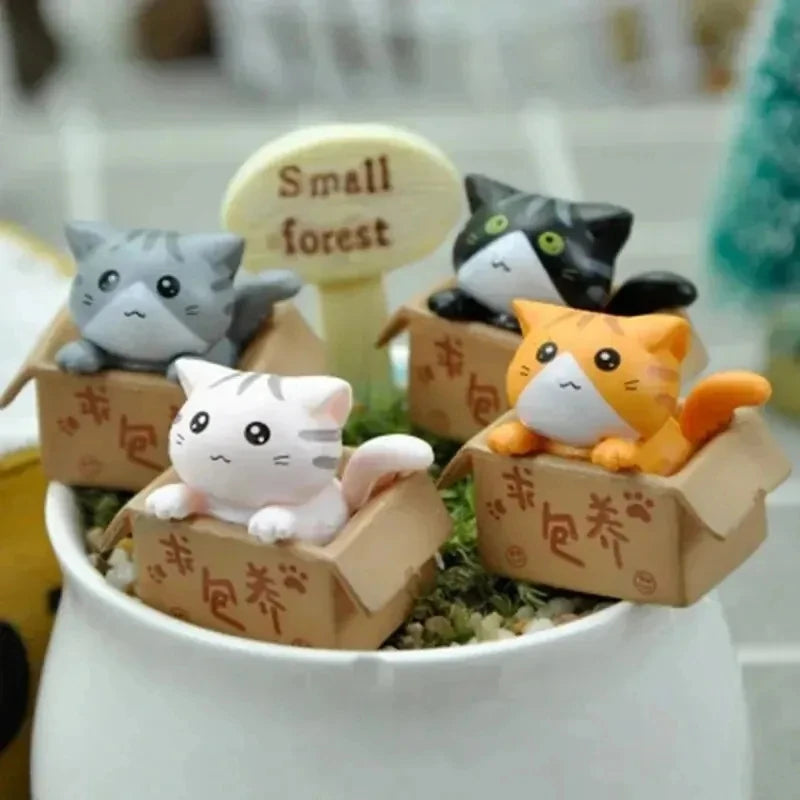 Nookly Miniature Kawaii Kitten Figurines for Desk Décor